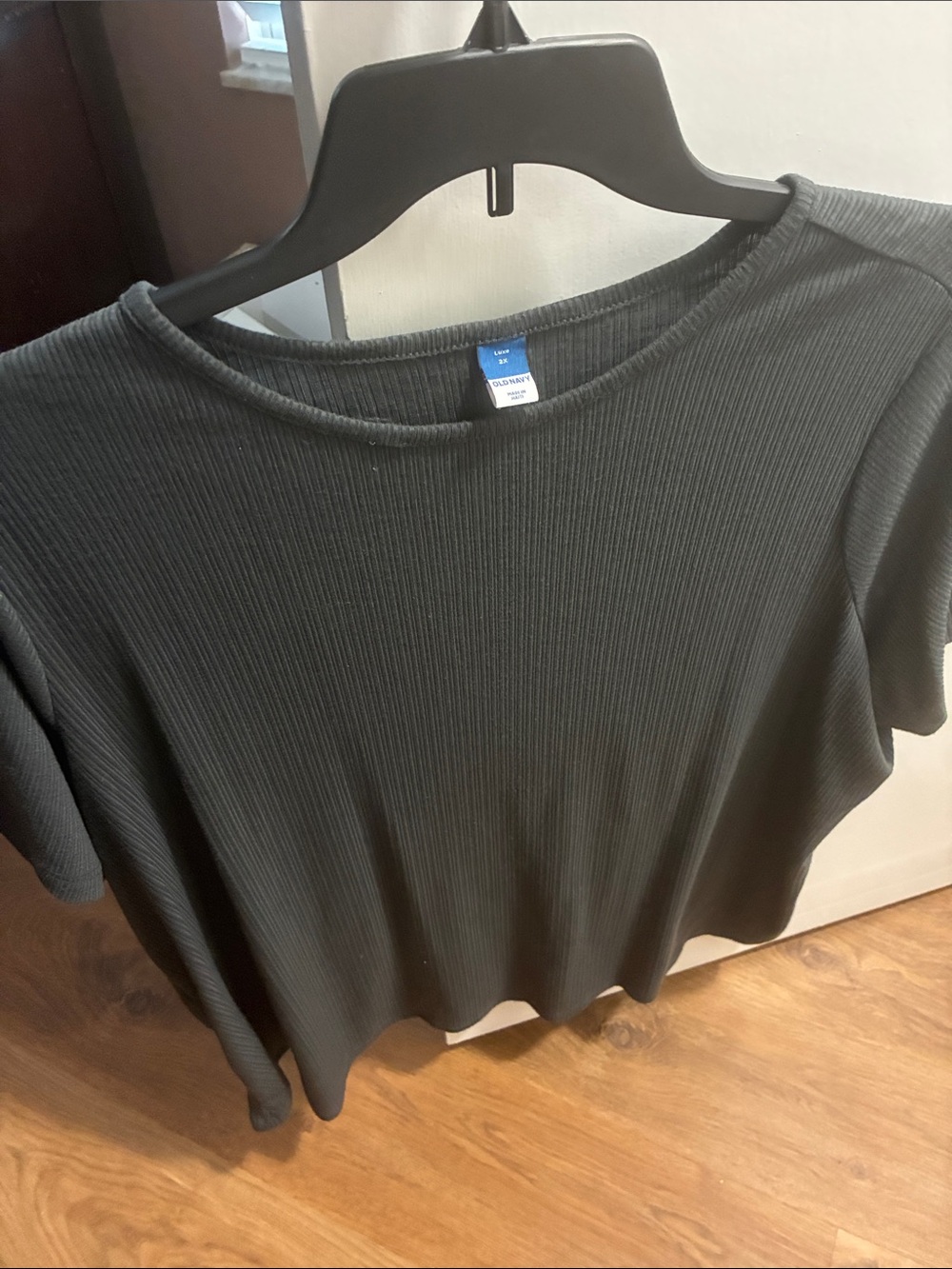 Old Navy Black Ribbed Short Sleeve Crew Tee